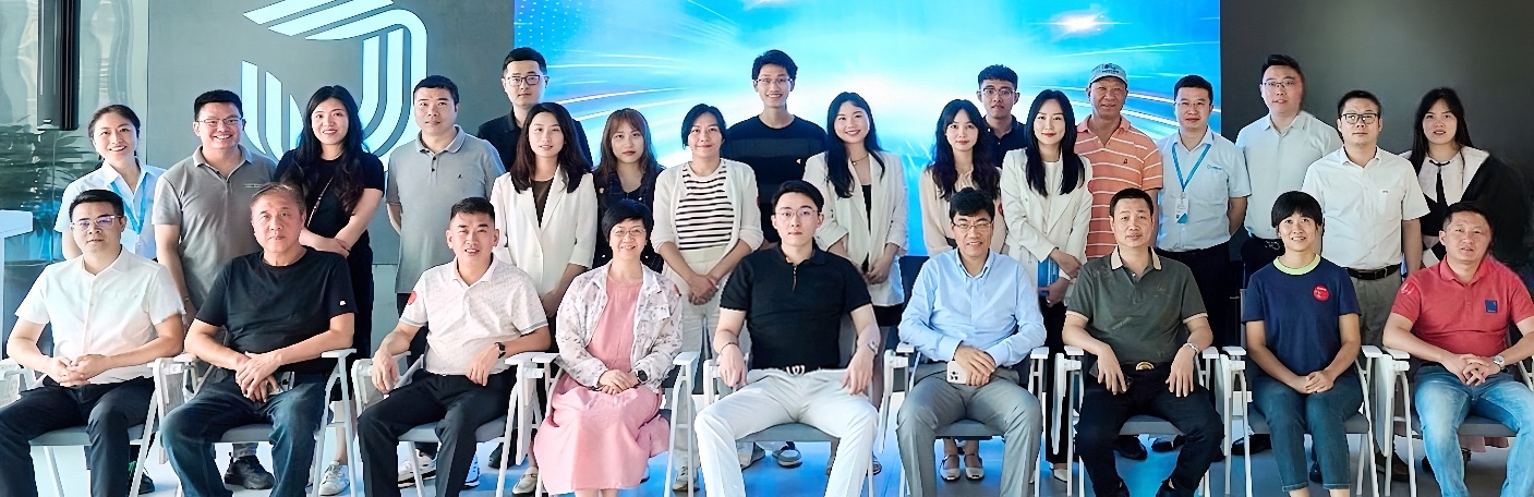 智造未来 | 台浩冉：站于ai革命交汇点
